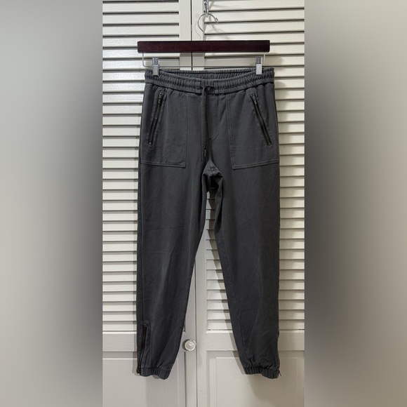 Athleta Farallon Jogger Pant in Charcoal Grey - Picture 9 of 9